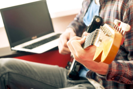 倩女幽魂 张国荣版 推荐视频