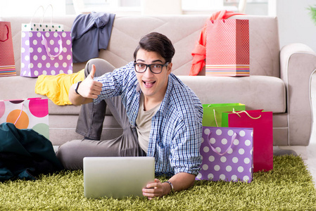 双子酒廊 推荐视频