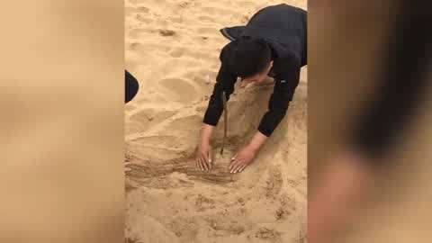 你逃我也逃 推荐视频