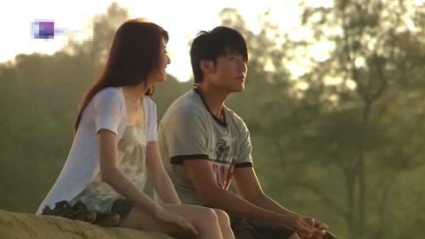 伊丽莎·施莱辛格：去掉面纱 推荐视频