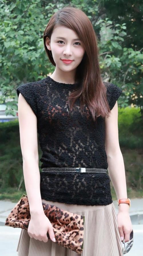 你口袋里有把枪吗？