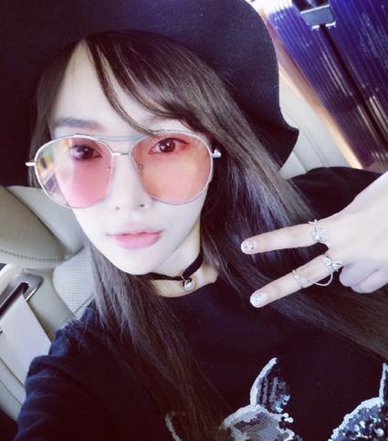 偷窥狂 产品图片