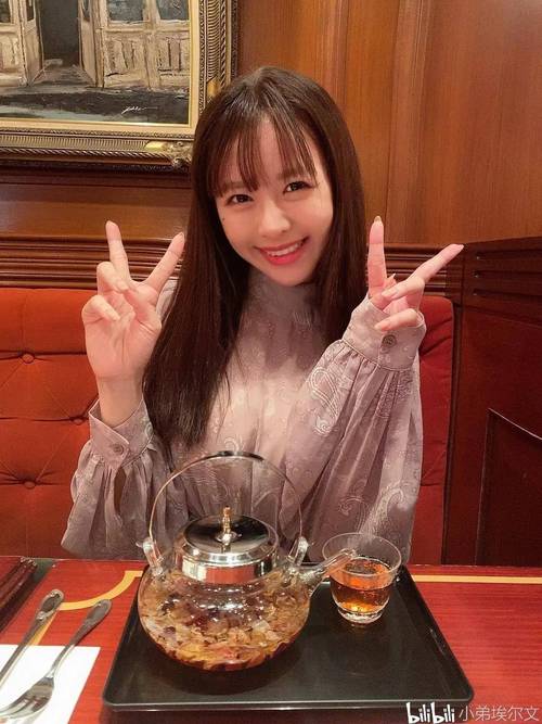 伦敦上空的鹰 推荐视频