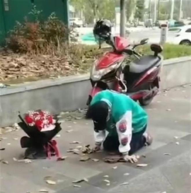 何以飞翔 产品图片