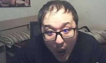 你口袋里有把枪吗？ 推荐视频