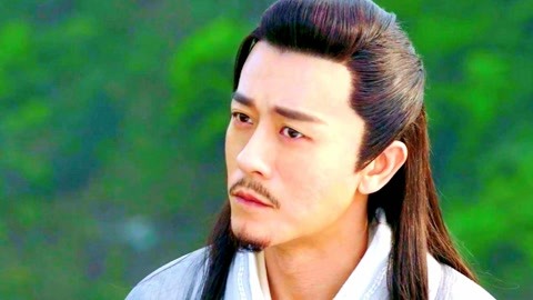 五旬老太整顿家门 视频主图