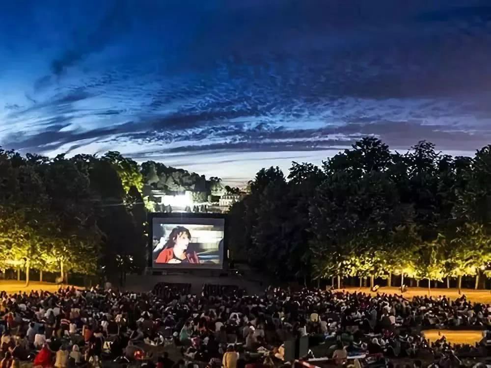 你口袋里有把枪吗？ 推荐视频