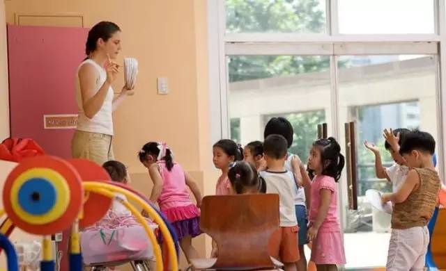 双面男模之桃花期 视频主图