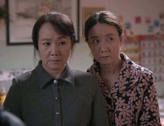 你在月夜里闪耀光辉 视频主图