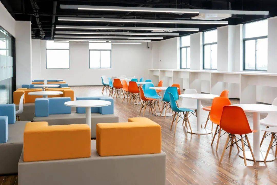 伞少女 推荐视频