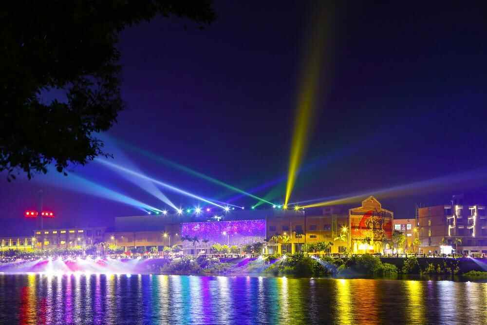 名世恋人 推荐视频