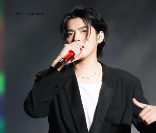 他夏天住在楼下 推荐视频