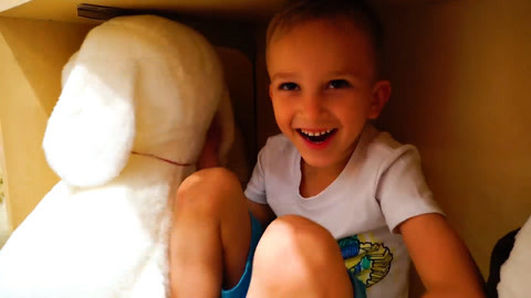 伊莉莎与玛瑟拉 推荐视频